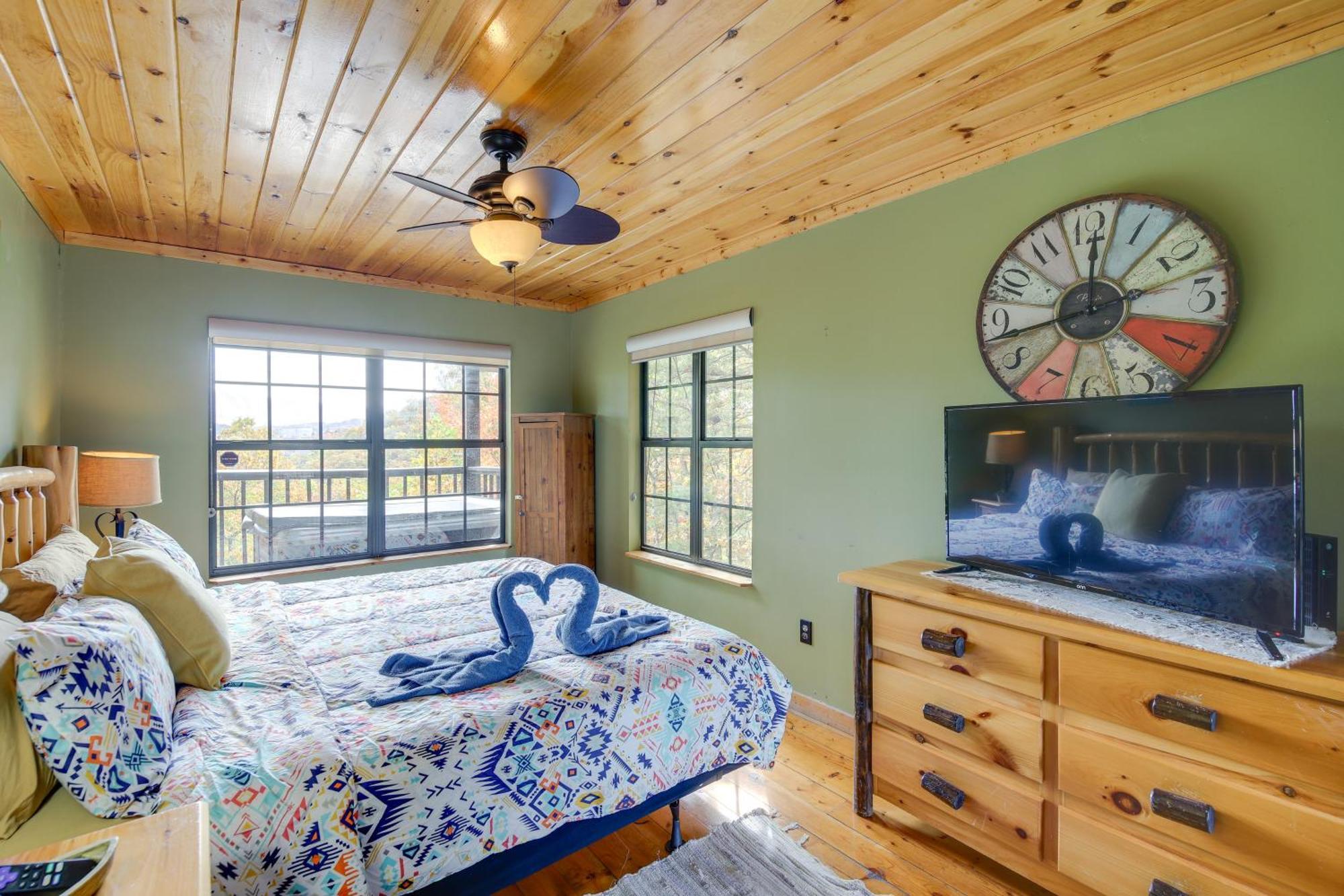 Above And Beyond Pigeon Forge Cabin With Prime Views! Exterior photo
